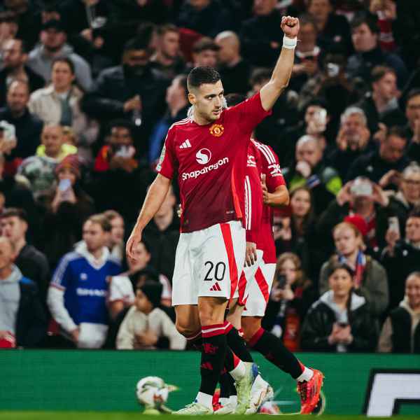 ruud-praises-dalot’s-mentality