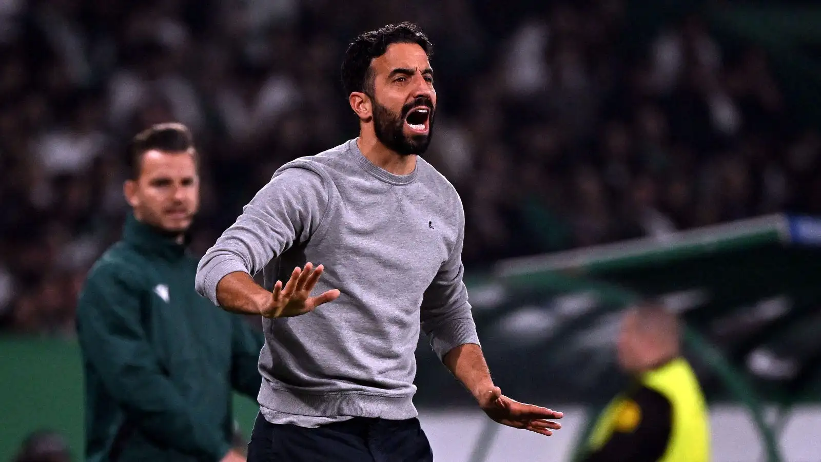 man-utd-deliver-‘crushing-january-blow’-to-ruben-amorim-after-37.5m-reveal