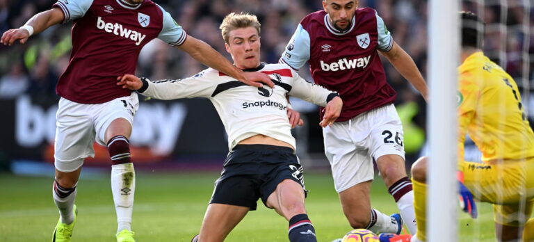 Van Nistelrooy has the perfect advice for Hojlund on how to become a ruthless finisher like him