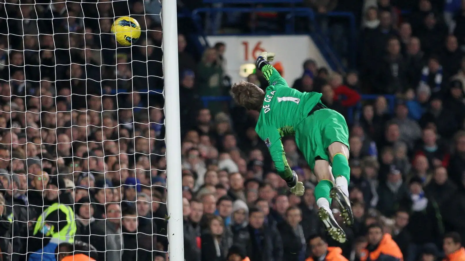 alisson-and-ramsdale-heroics-still-cannot-match-the-manchester-united-magic-of-de-gea