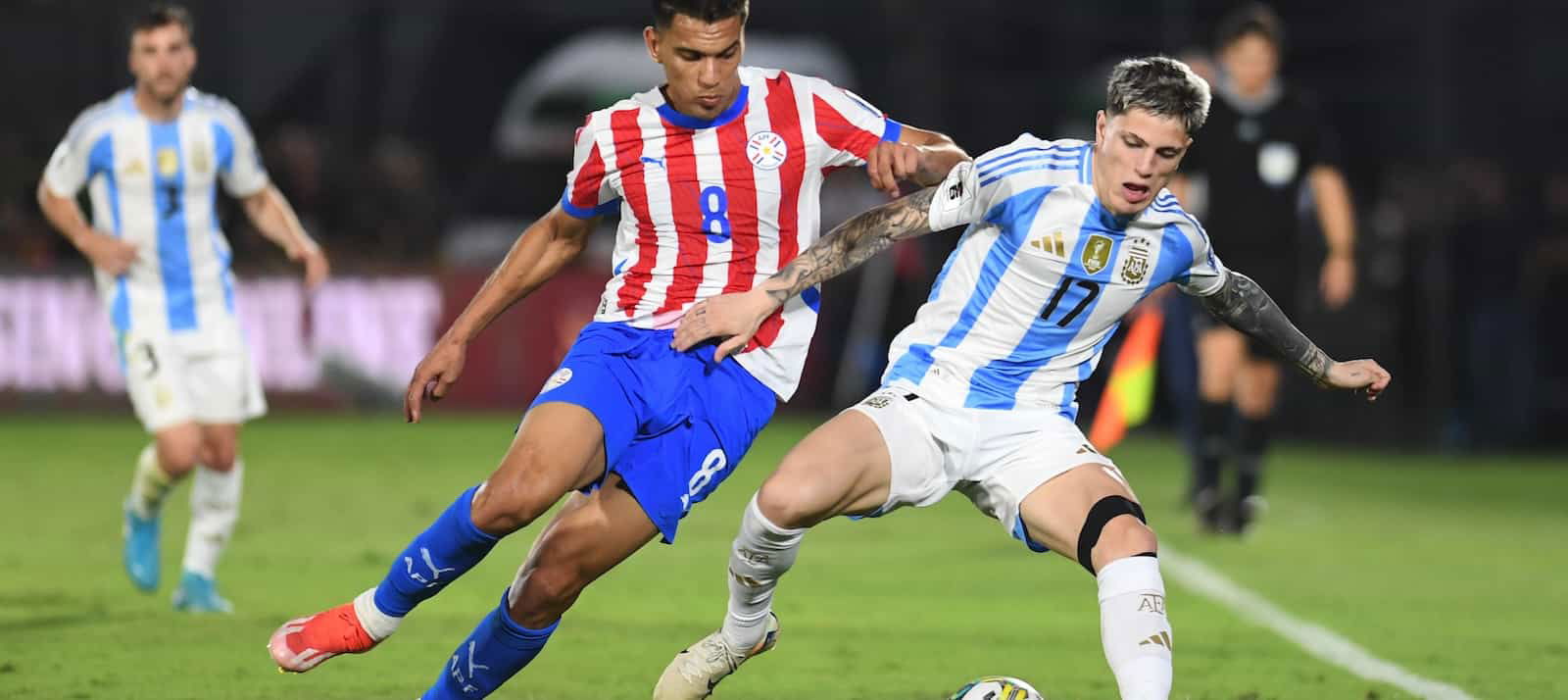 national-team-boss-launches-passionate-defence-of-united-star-after-his-disastrous-cameo-in-shock-defeat