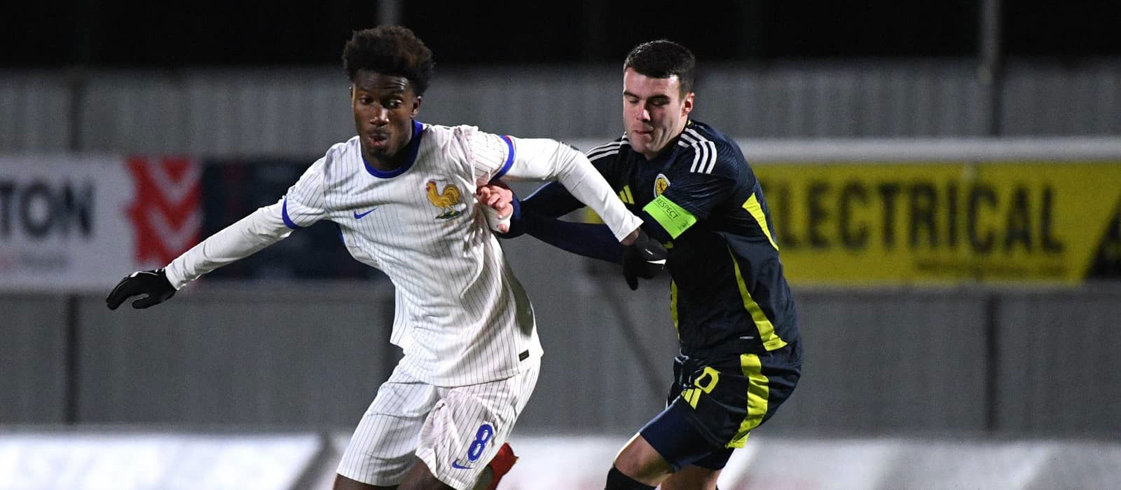 united-set-for-transfer-battle-with-liverpool-to-land-18yo-midfield-wonderkid-as-amorim-demands-intensity-–-report
