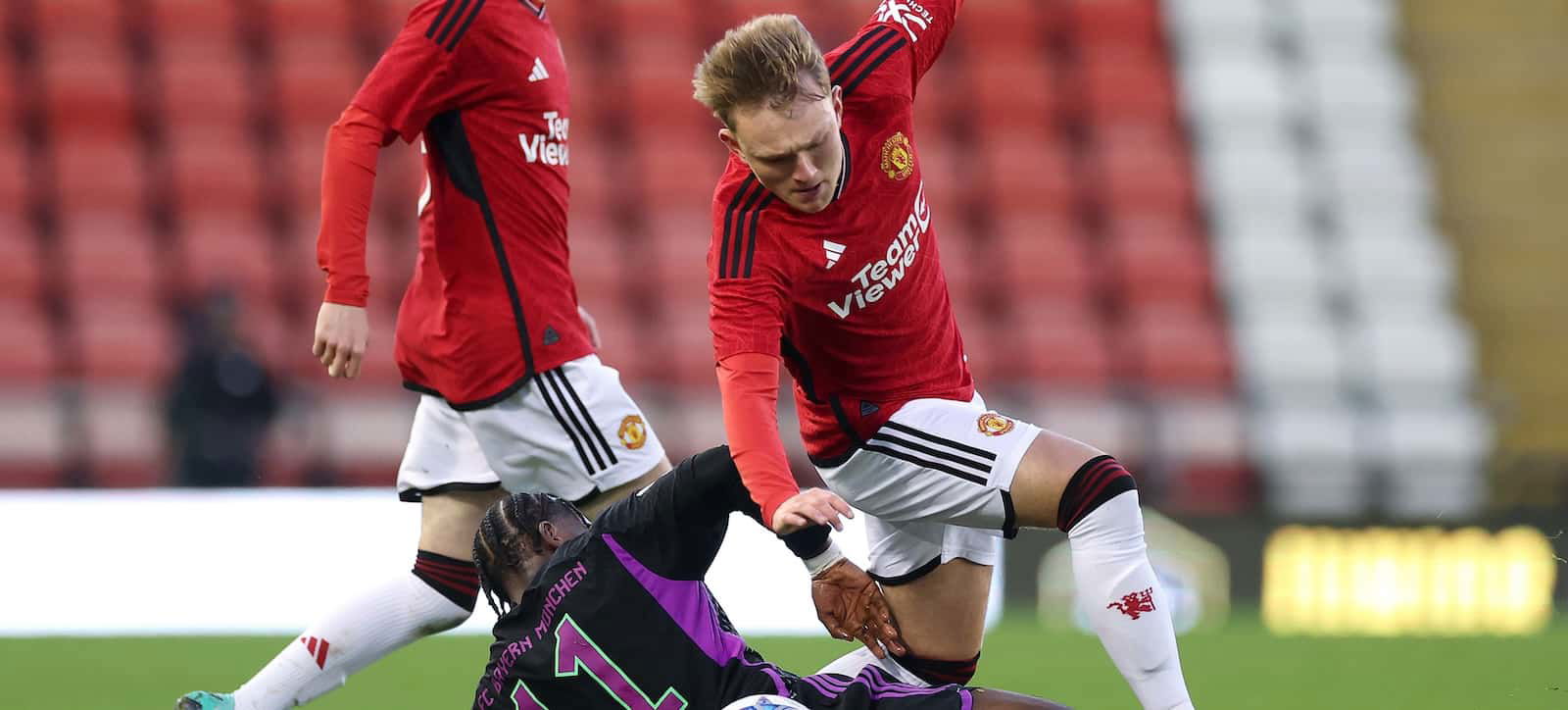 “bumping-into-bruno-fernandes”:-doncaster-coach-excited-about-special-arrangement-with-united