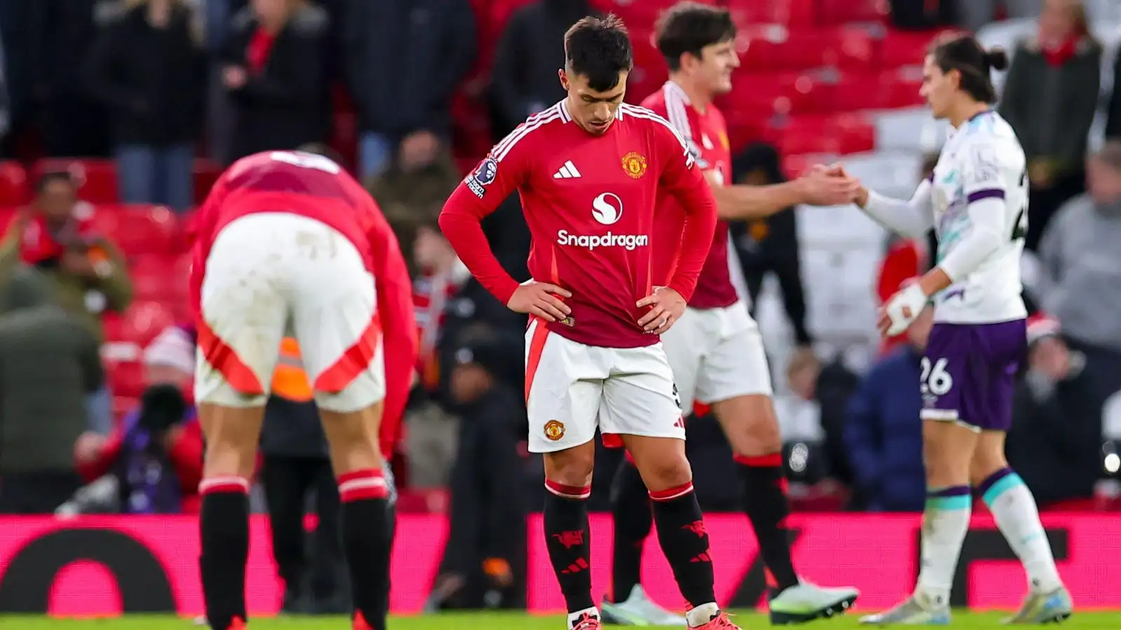 man-utd-dressing-room-‘so-angry’-as-lisandro-martinez-insists-red-devils-‘playing-so-well’ man-utd-dressing-room-‘so-angry’-as-lisandro-martinez-insists-red-devils-‘playing-so-well’