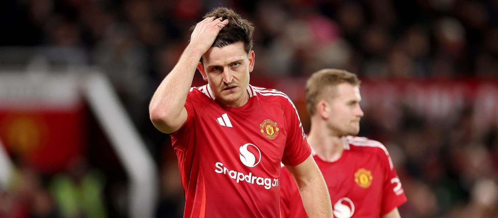 lightning-strikes-twice:-this-ridiculous-error-was-the-root-cause-of-united’s-2-0-loss-to-newcastle-in-fast-paced-encounter