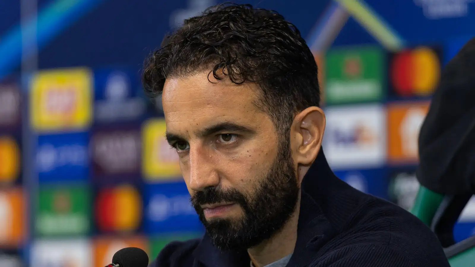 man-utd:-amorim-‘forces’-three-stars-to-‘pack-bags’-with-‘sentenced’-player-‘offered’-to-euro-giants