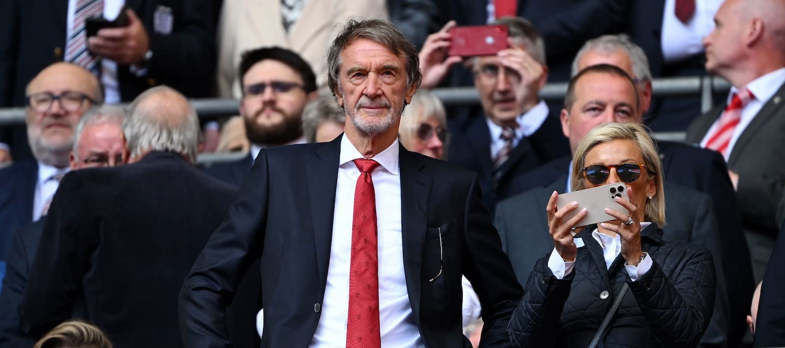 “it’s-quite-heartbreaking”:-two-legendary-england-strikers-lambast-sir-jim-ratcliffe’s-role-at-united