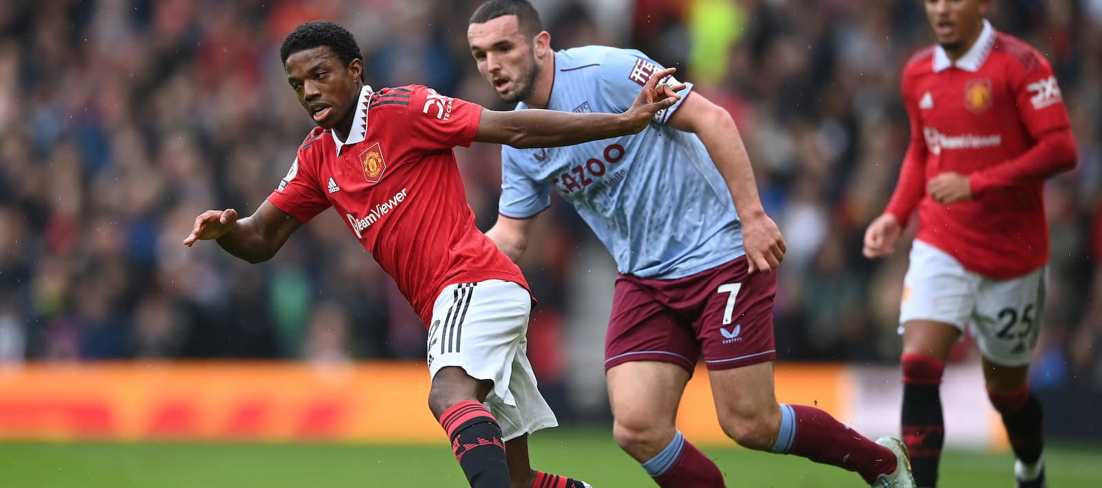 juventus-lining-up-shock-‘last-minute’-january-move-for-united-defender-report