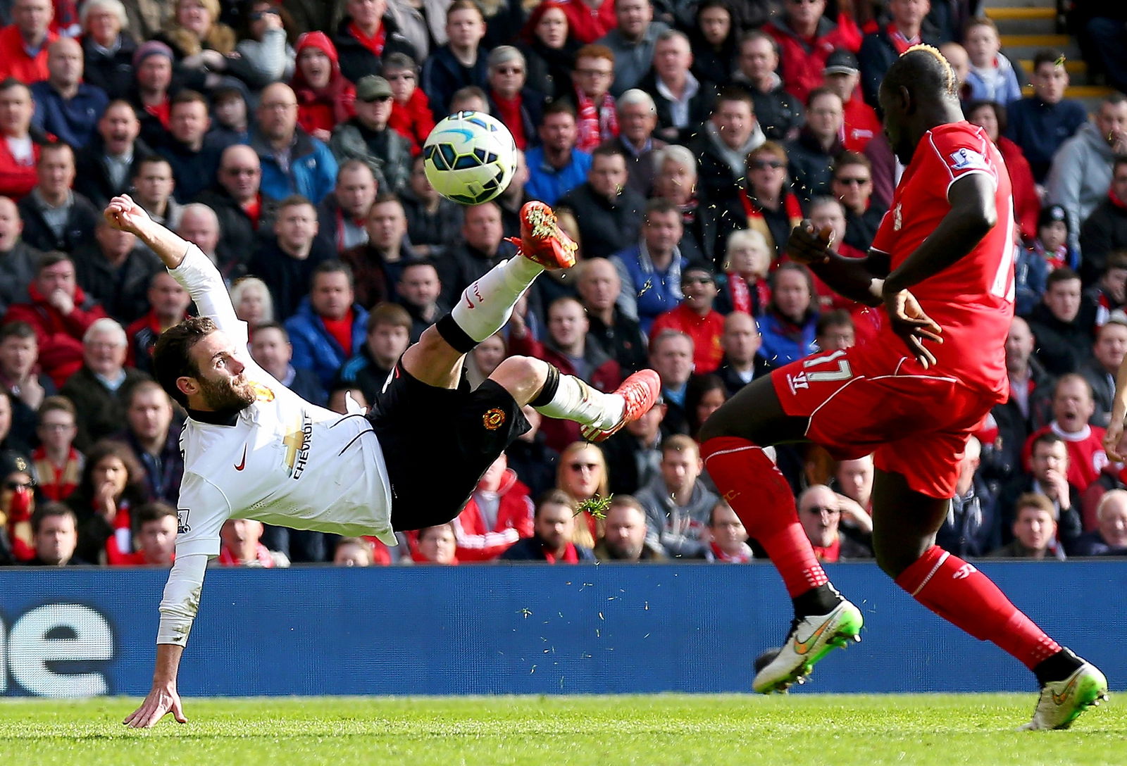 united-aiming-to-banish-ghosts-of-recent-years-in-amorim’s-biggest-test-to-date