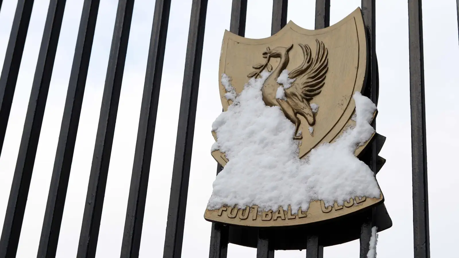 liverpool-vs-man-utd-clash-at-risk-of-postponement-with-amber-weather-warning-in-place