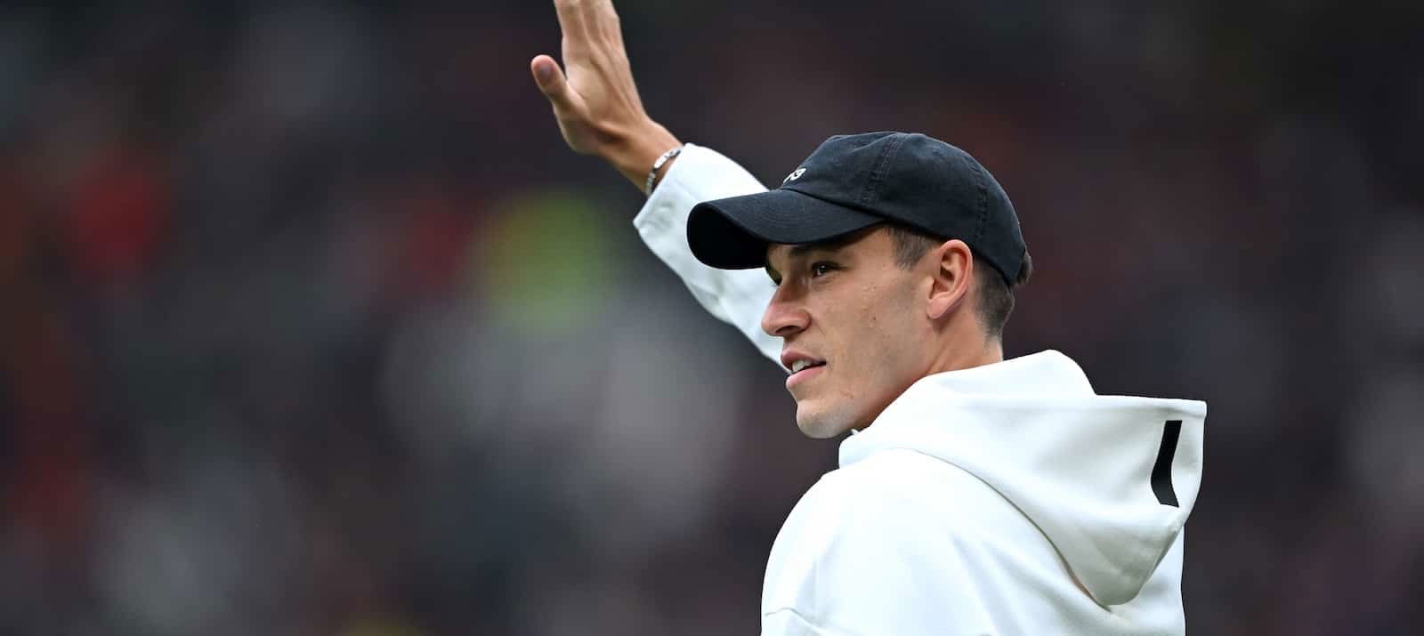 100%-aerial-duels-won,-100%-crossing,-100%-long-balls:-amorim-is-bringing-the-best-out-of-this-big-money-signing