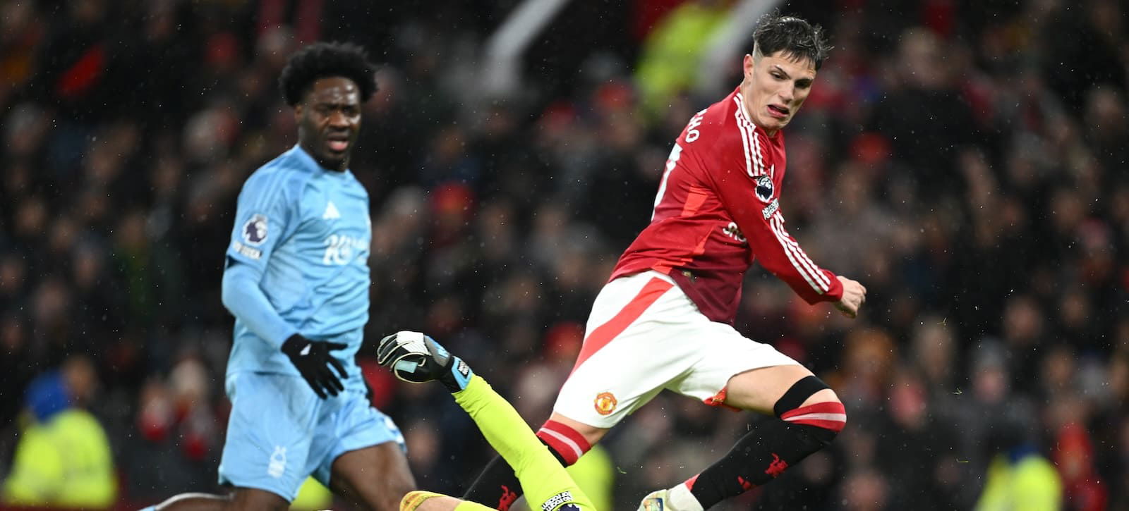 “frustrated”-united-forward-open-to-sensational-return-to-boyhood-club,-sale-would-send-shockwaves-through-club-–-report
