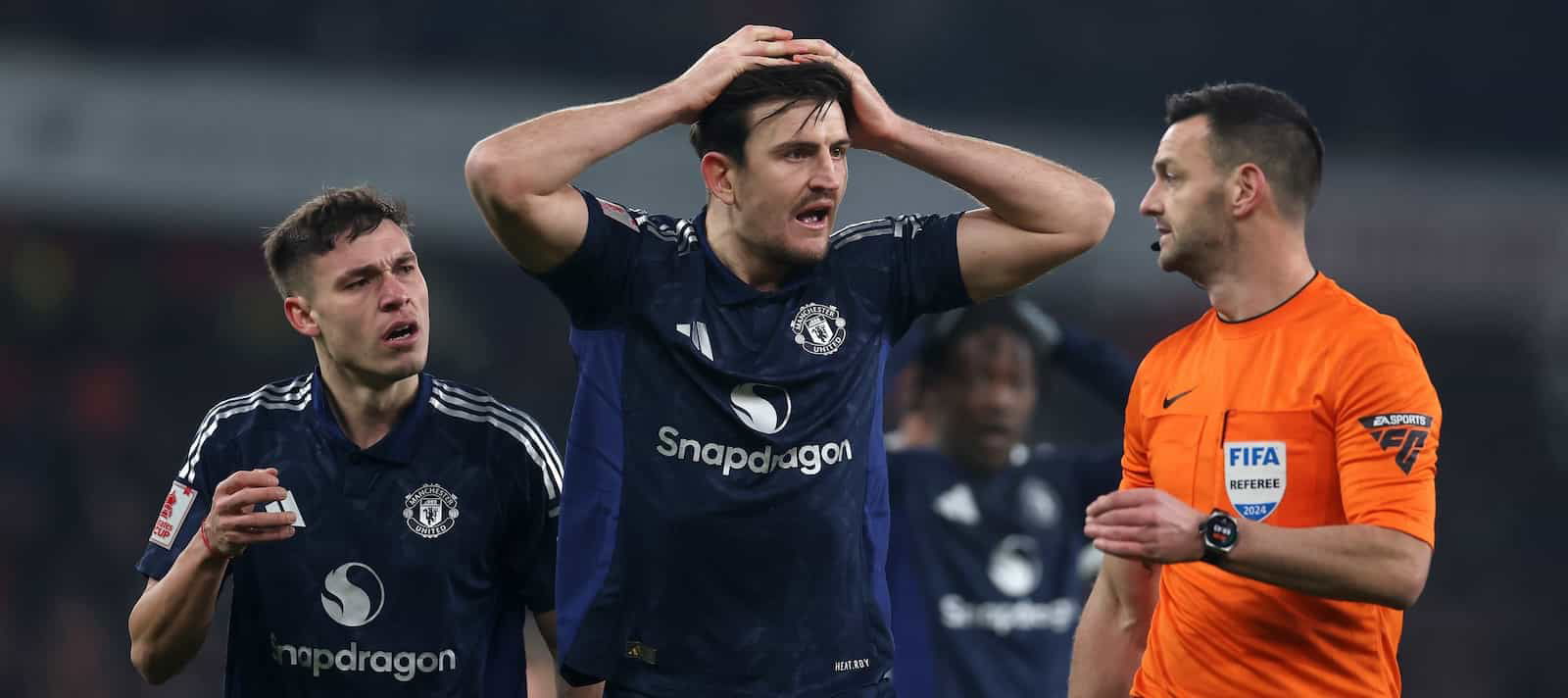 11-clearances,-5-blocked-shots,-100%-aerial-duels:-united-colossus-put-in-huge-defensive-display-vs-arsenal