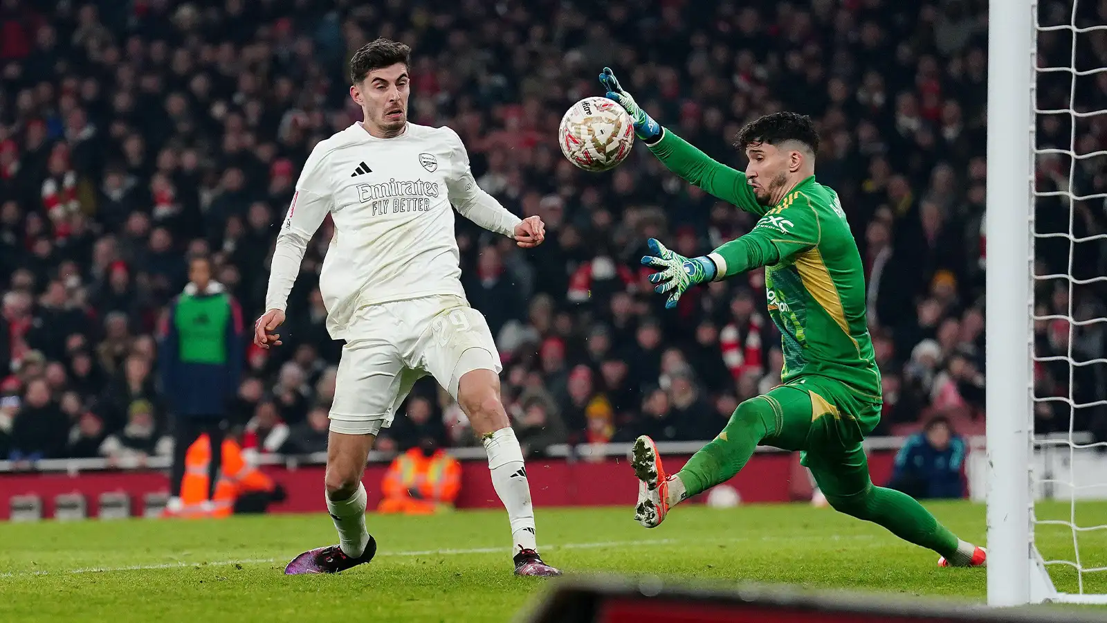 arsenal-need-better-than-trossard,-havertz-and-sterling-to-break-extremely-meh-goalscoring-form
