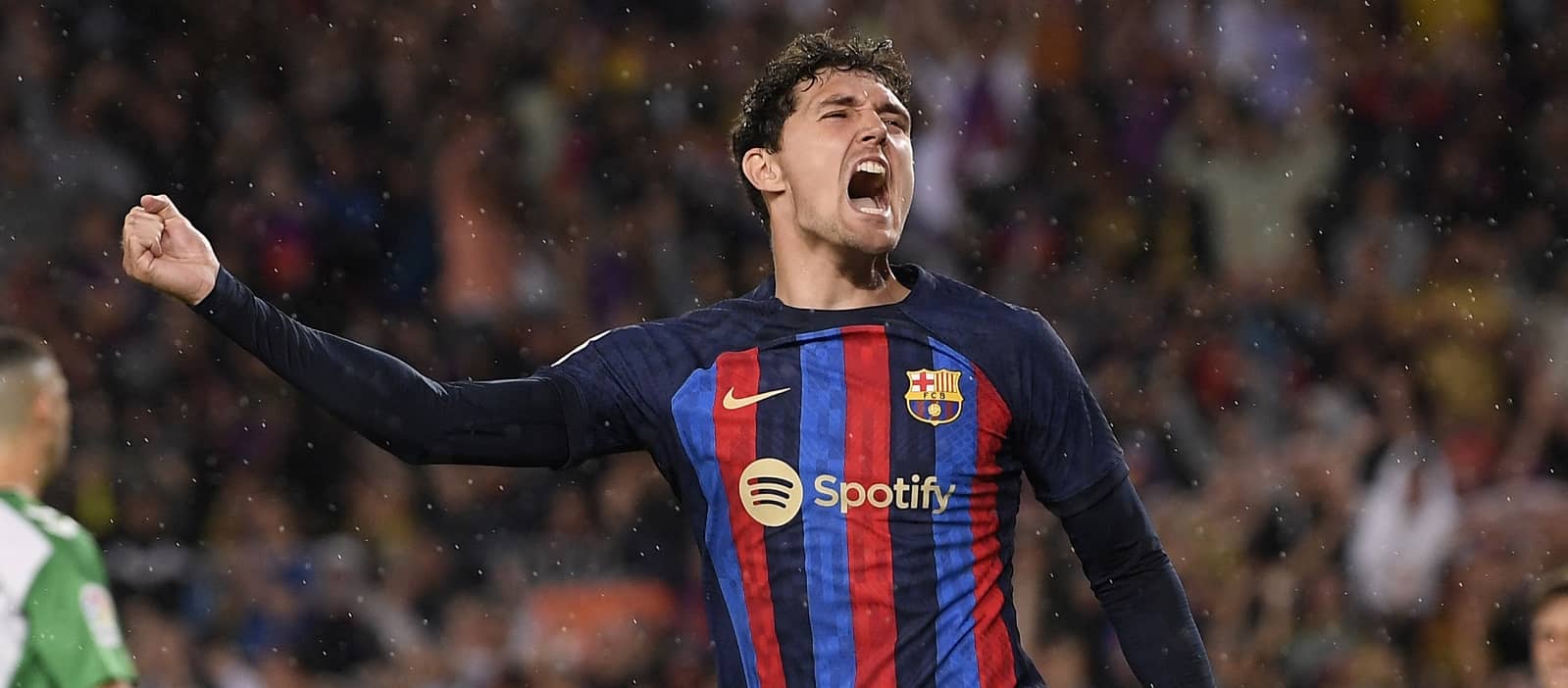 united-make-contact-with-barca-over-sensational-swoop-for-28-year-old-ucl-winner-–-report