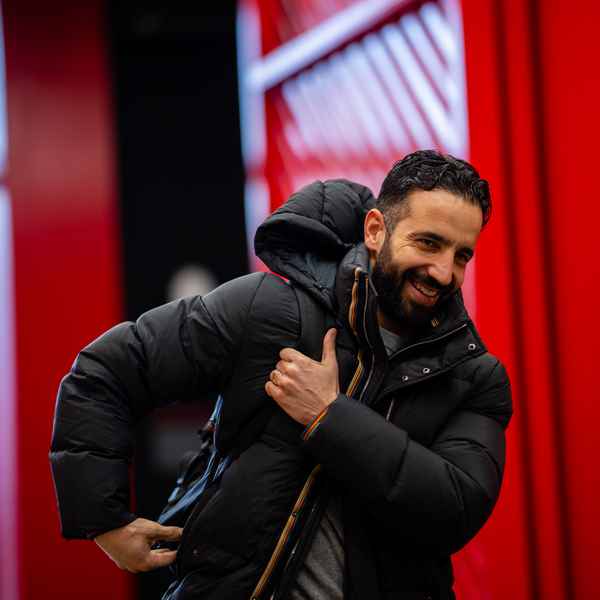 amorim-names-team-to-face-saints