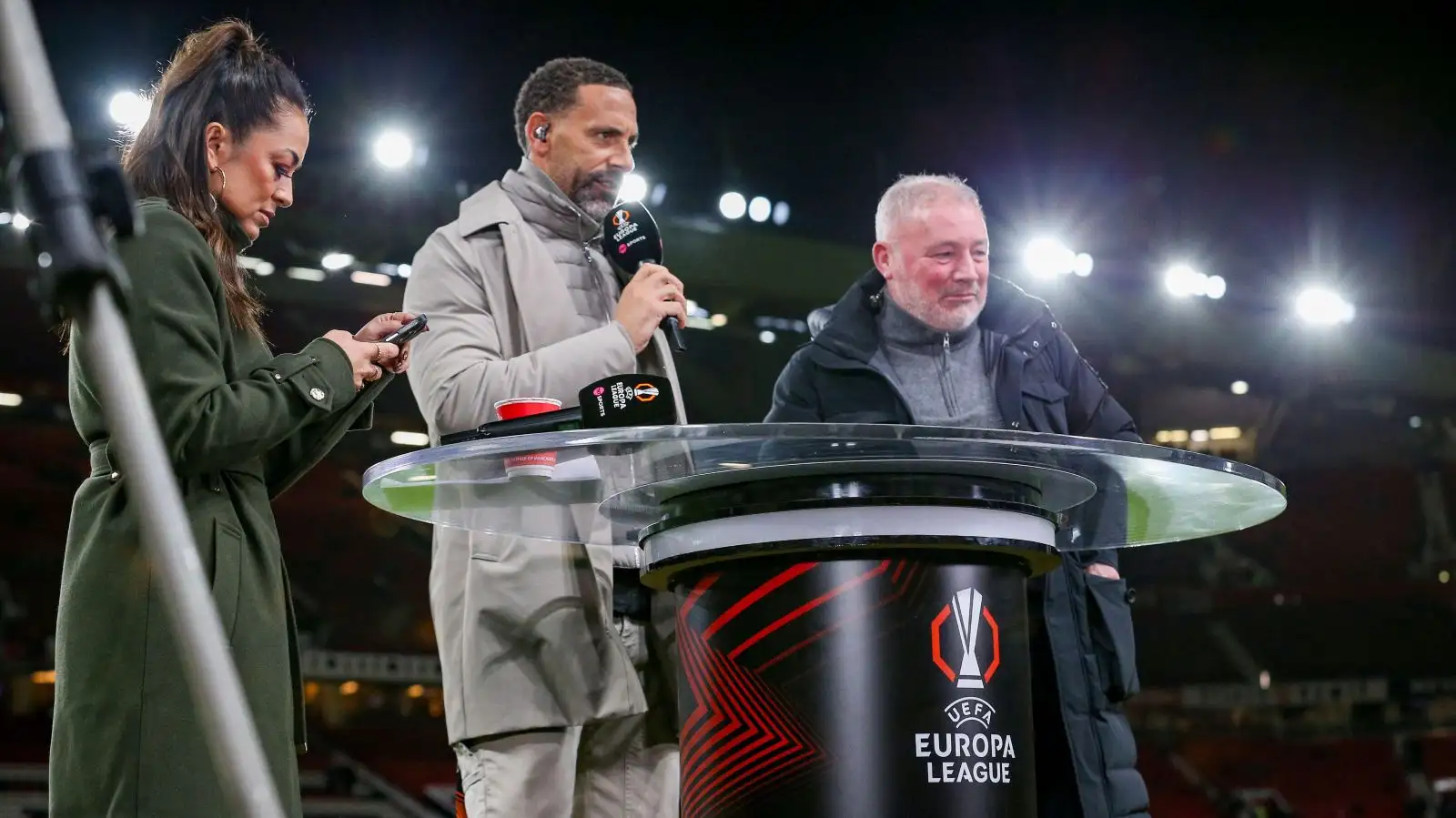 manchester-united-fan-rio-ferdinand-continues-to-infuriate-but-a-new-star-emerges-on-sky-sports