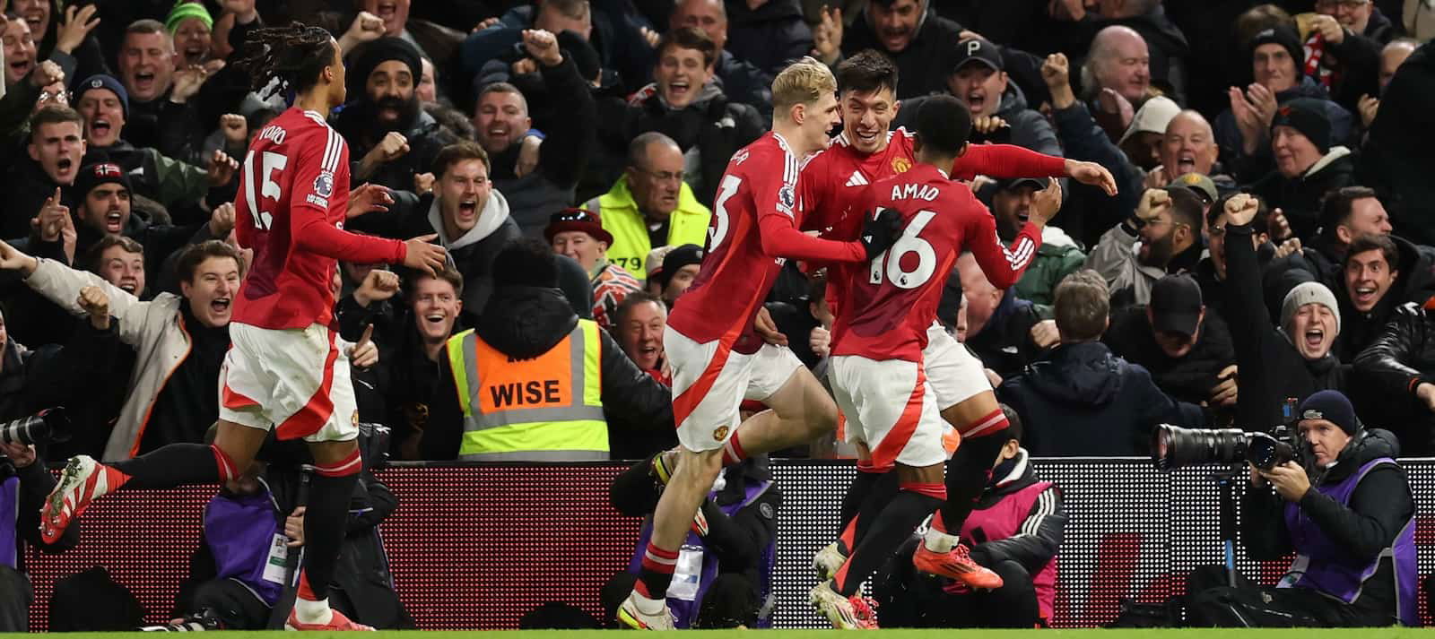 “so-humble”:-united’s-man-of-the-match-vs-fulham-purring-over-his-teammate’s-heroic-performance