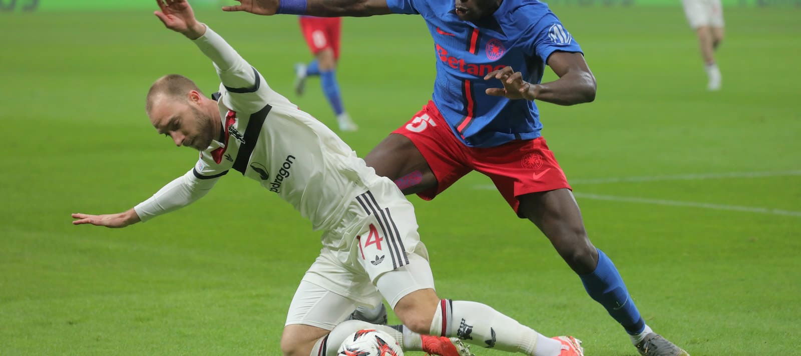 amorim-completes-“significant-u-turn”,-open-to-allowing-“world-class”-star-to-leave-on-deadline-day-–-report