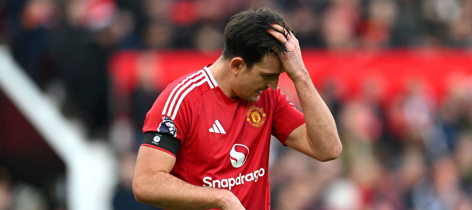 one-tackle,-one-yellow-card,-one-moment-of-madness:-united-defender’s-recklessness-at-the-heart-of-2-0-loss-to-palace