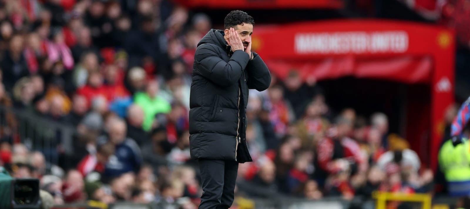 “shooting-yourself-in-the-foot”:-pundit-launches-blistering-attack-on-bizarre-amorim-decision