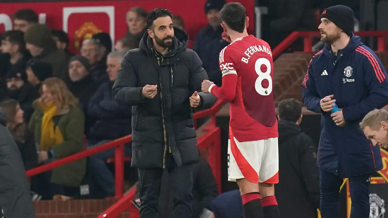 man-utd:-amorim-only-‘close’-to-two-stars-as-‘dressing-room-notice’-act-in-ten-hag-comparison