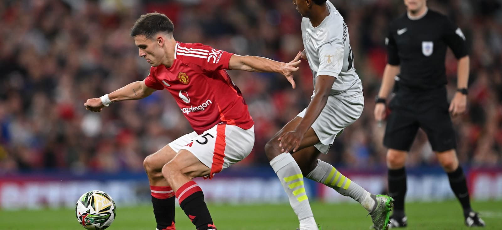 confirmed-united-xi-vs-everton:-ugarte-returns,-casemiro-keeps-place,-chido-obi-on-the-bench