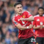 tunnel-bust-up:-everton-star-told-man-utd-man-to-‘get-out’-of-dressing-room-area-in-sweary-dig