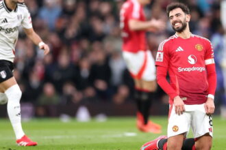 “it’s-been-difficult”:-fernandes-blames-key-issue-for-wreaking-havoc-on-united-after-fa-cup-loss-vs.-fulham
