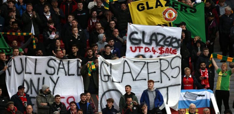 Former United goalkeeper backs the Glazer family and slams fans’ “one-sided” criticism – report