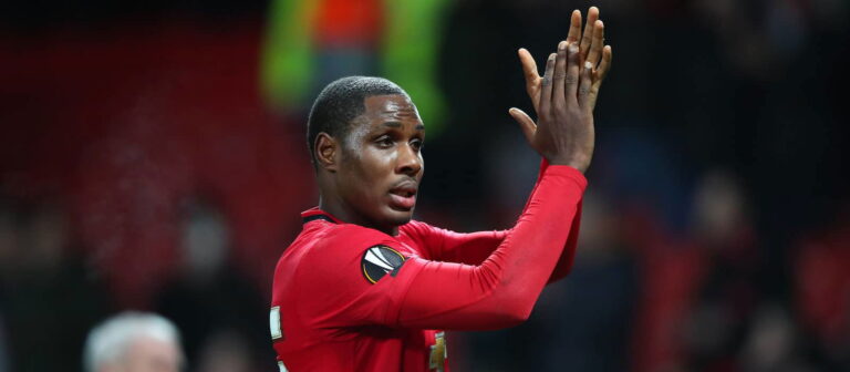 “I started praying…”: United cult-hero opens up on dramatic dream move to Old Trafford