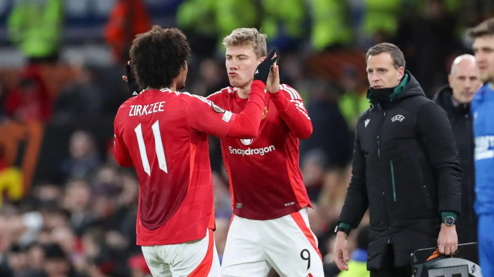 man-utd:-national-boss-slams-‘not-good-enough’-star-as-teammate’s-selection-a-mere-‘compromise’