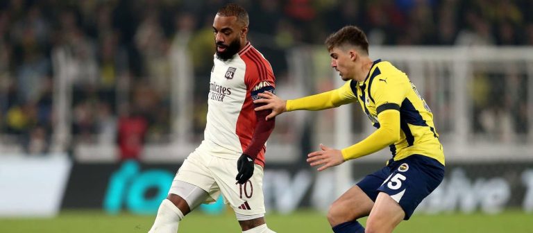 Club wants modest fee to sanction sale of prodigious defender to United, he could be Ayden Heaven 2.0 – report