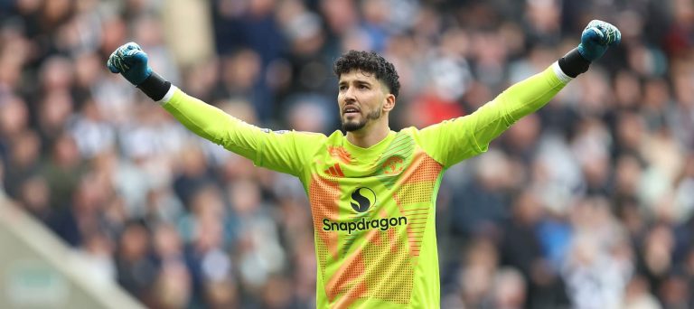 Roy Keane tears into United star for lacking “common sense” after “basic” error in defeat to Newcastle