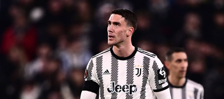 United ready to submit their opening offer of €45 million for “the best striker in Serie A” – report