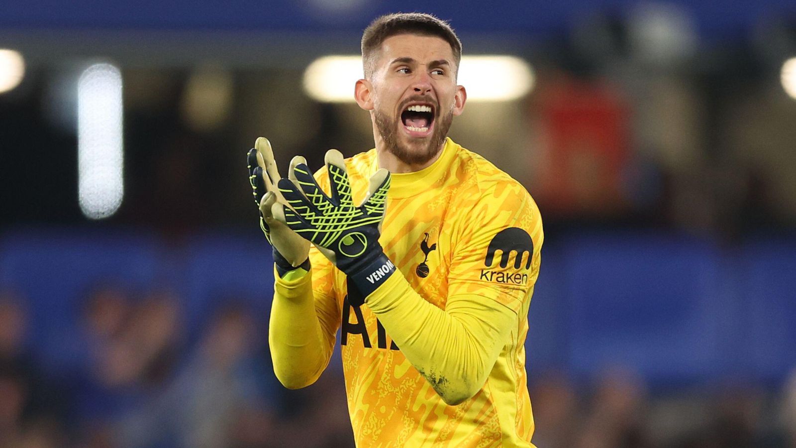 tottenham-‘keen’-on-international-goalkeeper-as-vicario-disaster-prompts-man-utd-battle