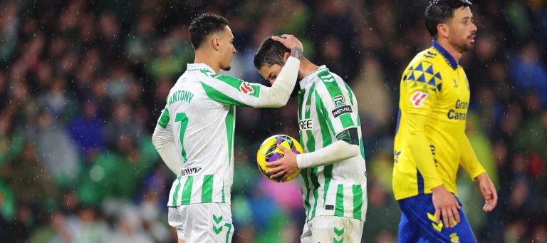 United planning to use Antony to steal Real Betis’ 19-yo breakout star – report