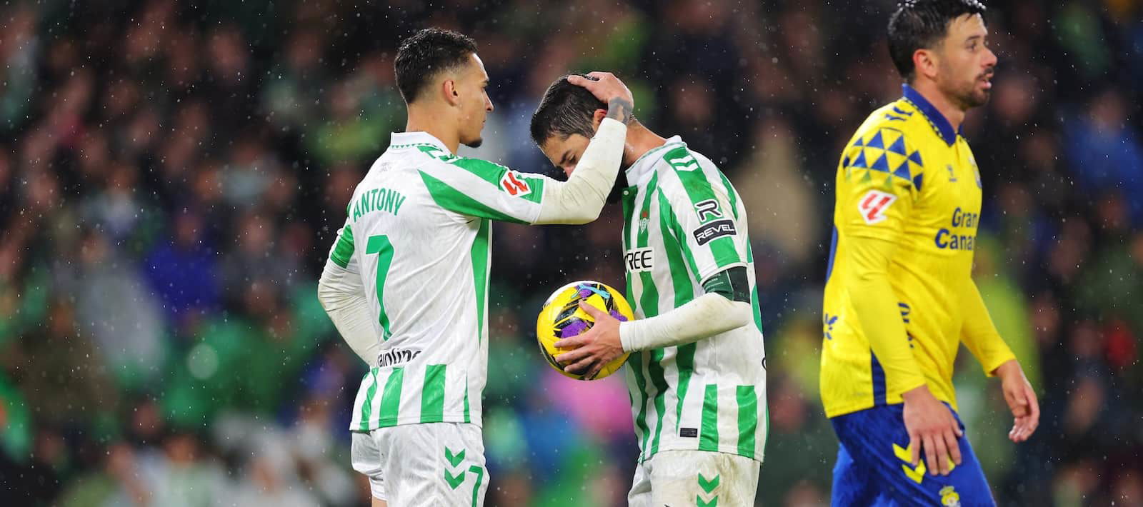 united-planning-to-use-antony-to-steal-real-betis’-19-yo-breakout-star-–-report