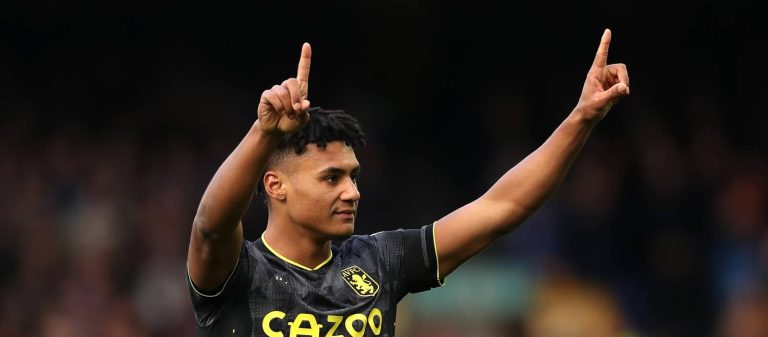 Swap deal talks have started as United aim to secure “unbelievable” England striker with 27G/A in the summer – report