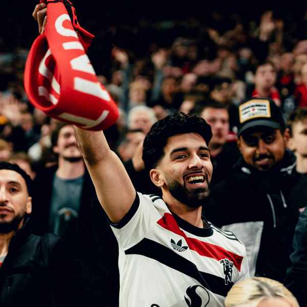 an-eyewitness-account-from-the-stretford-end