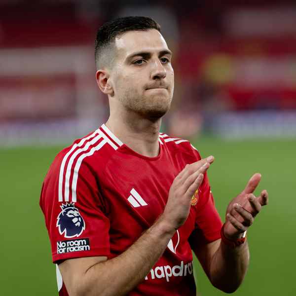 dalot-suffers-injury-blow