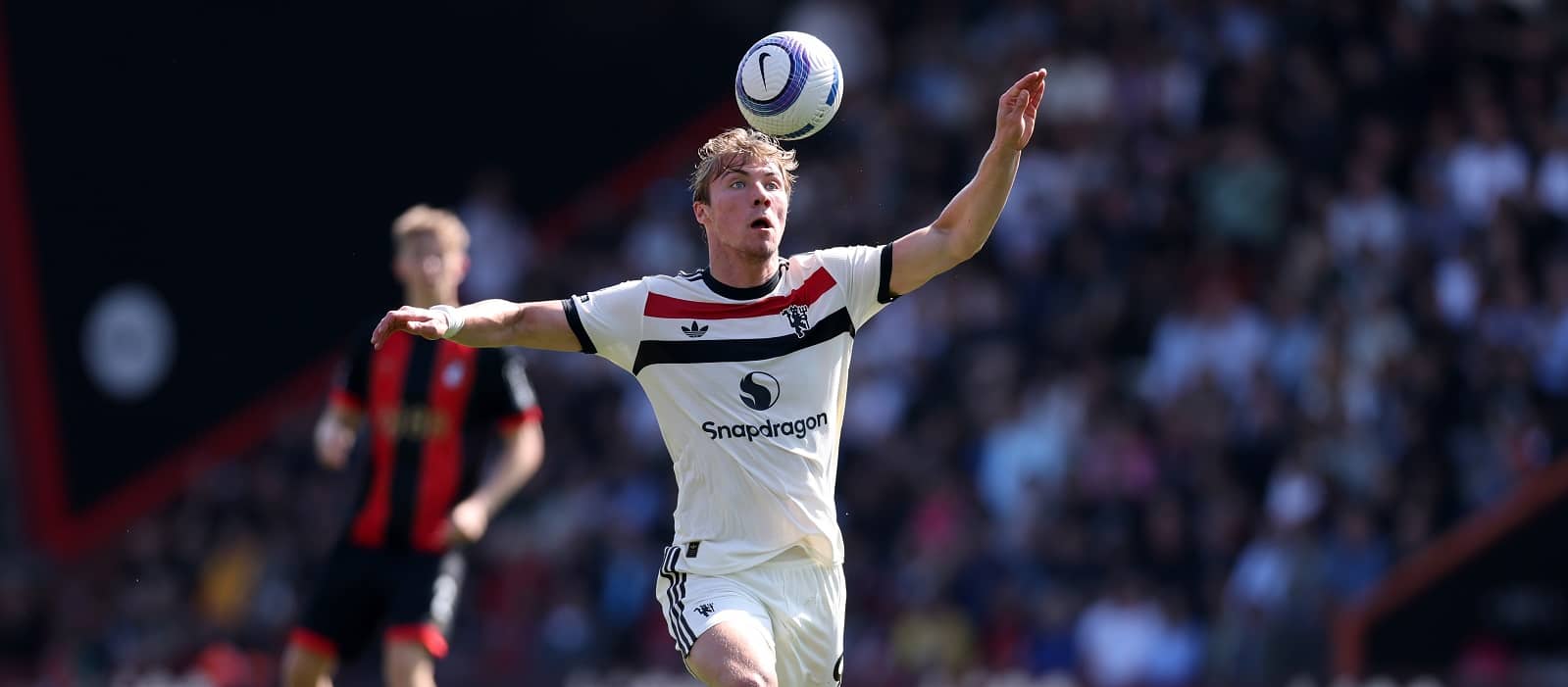 100%-dribbles,-100%-aerial-duels:-united-star-shakes-off-his-slump-with-spirited-performance-in-draw-vs.-bournemouth