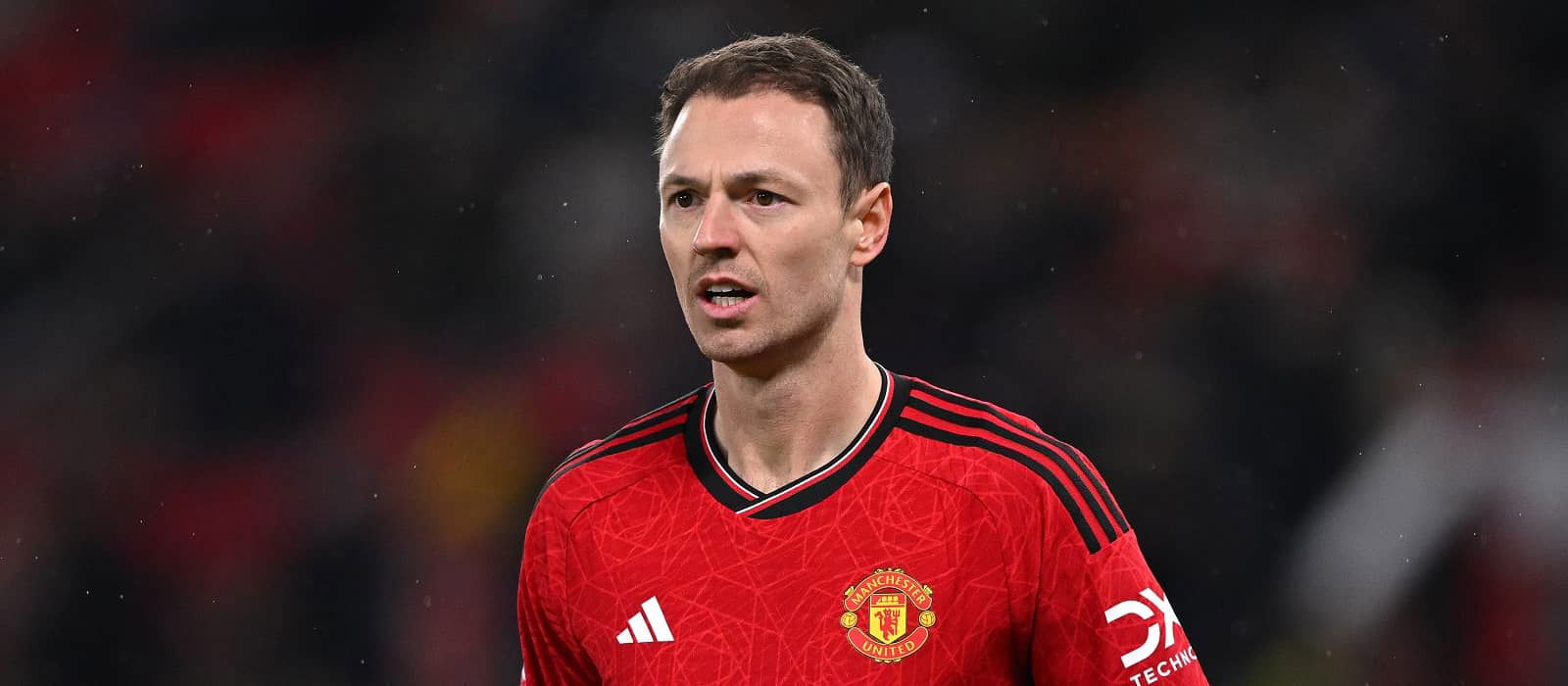 “ideal-candidate”:-united-stalwart-has-emerged-as-shock-target-for-high-flying-efl-side-–-report
