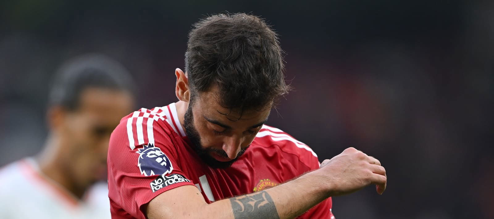 “can’t-only-focus-on-the-europa-league-final”:-fernandes’-brutal-words-should-act-as-a-message-to-lacklustre-united-teammates