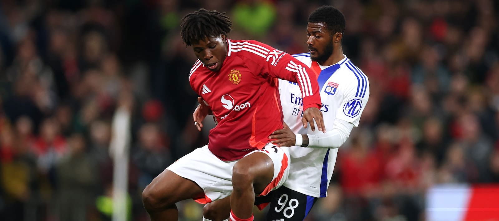 “we’re-not-angry”:-united-new-boy-breaks-silence-on-dressing-room-mood-after-recent-horror-show