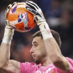 man-utd:-barcelona’s-plan-and-surprise-clause-detail-hand-offer-transfer-lifelines