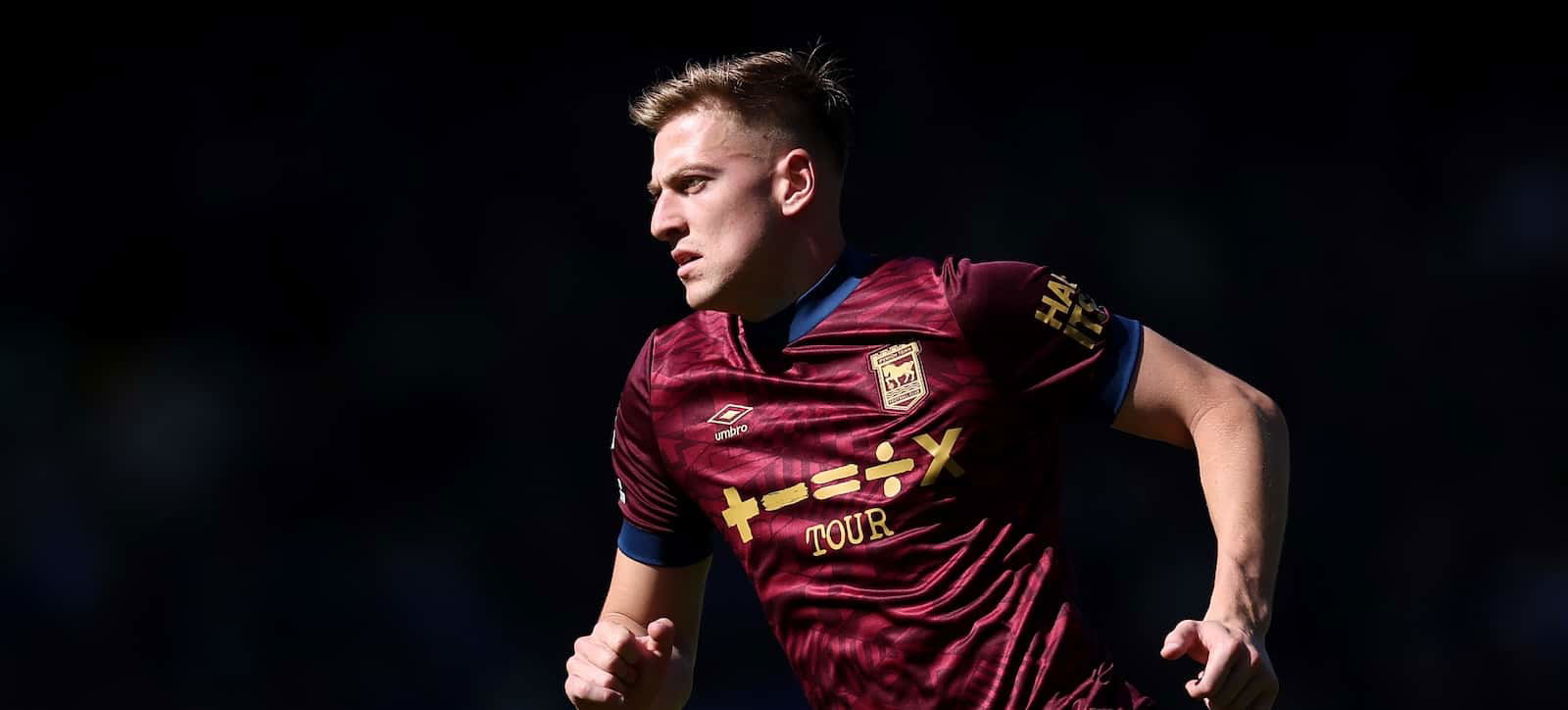 united-draw-up-four-man-striker-shortlist-after-liam-delap-deal-falls-through-–-report