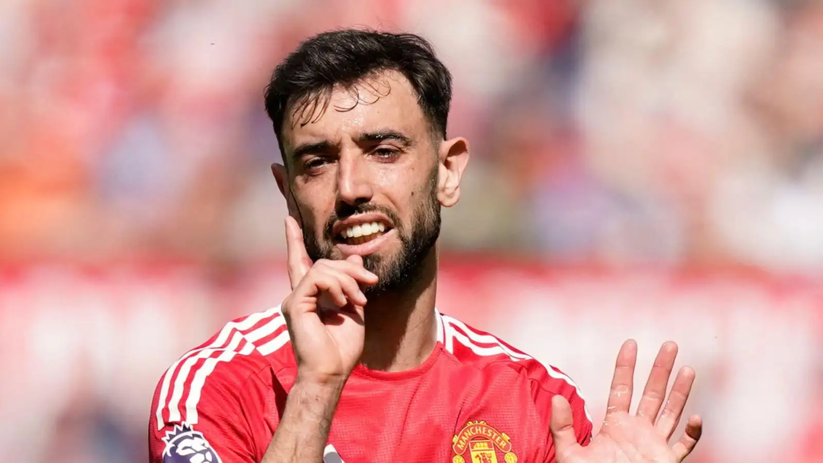 fernandes-makes-final-decision-over-man-utd-exit-as-romano-reveals-‘crazy-contract-proposal’