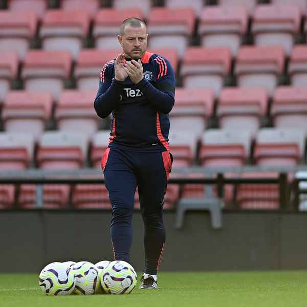 reds-ready-for-efl-trophy-draw reds-ready-for-efl-trophy-draw
