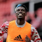 video:-former-united-star-breaks-down-in-tears-as-he-seals-emotional-transfer